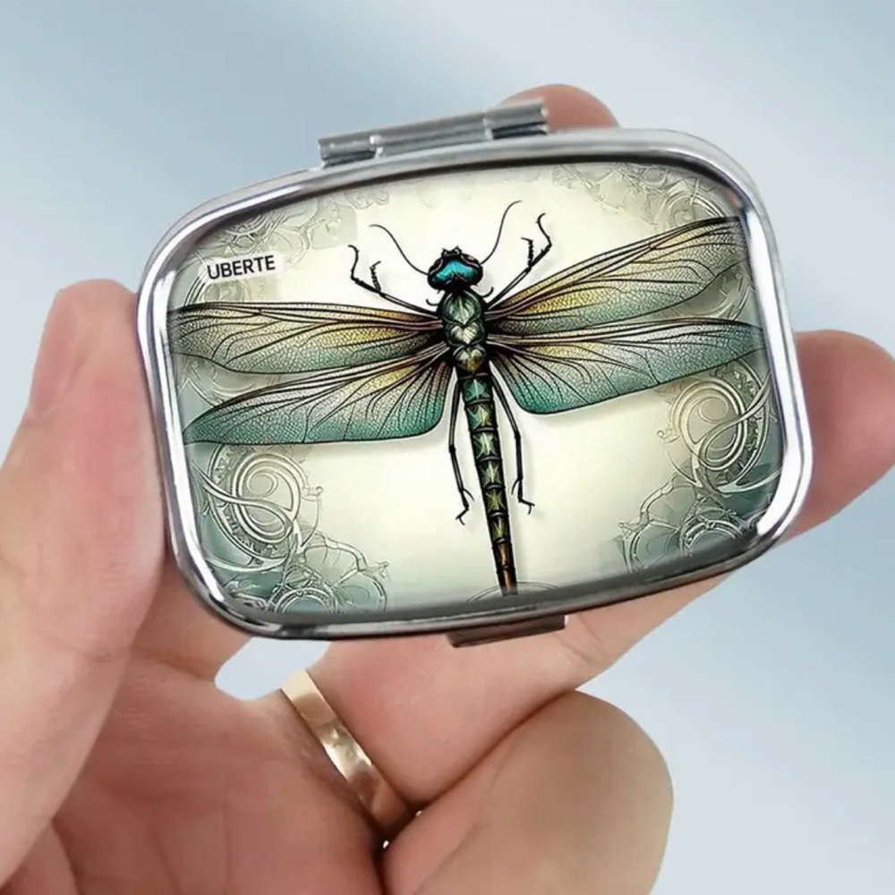 Uberte Dragonfly Metal Pillbox. 2 Compartment and Snap Closure. NEW - Picture 3 of 4
